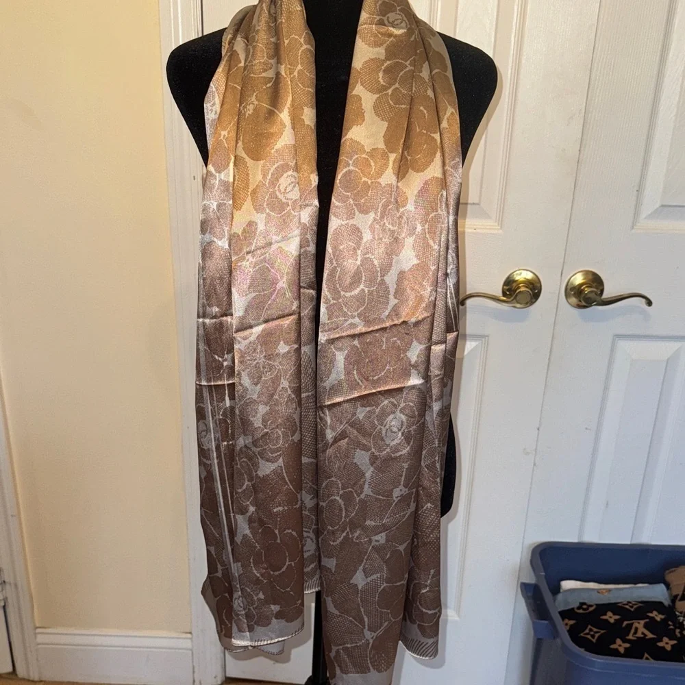 Gold and Cream Floral Scarf
